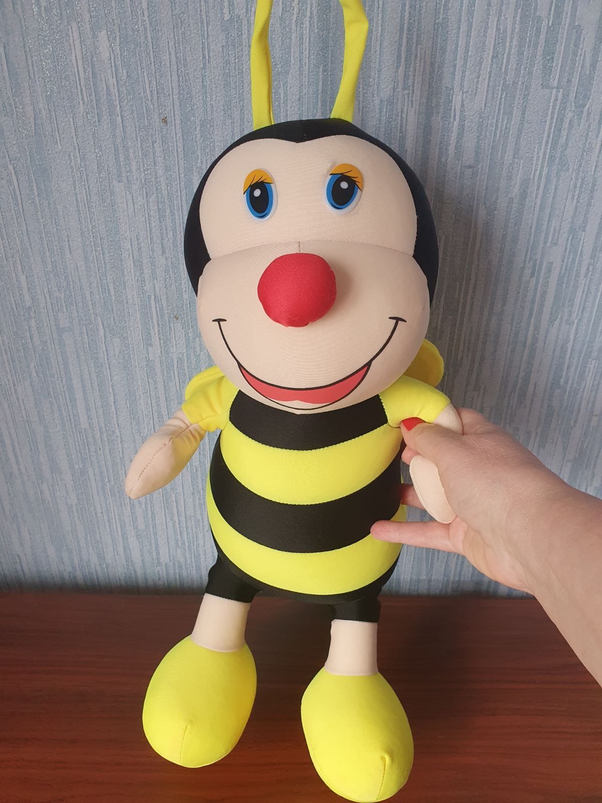 Бджілка іграшка антистрес Пчелка-антистресс игрушка подушка
