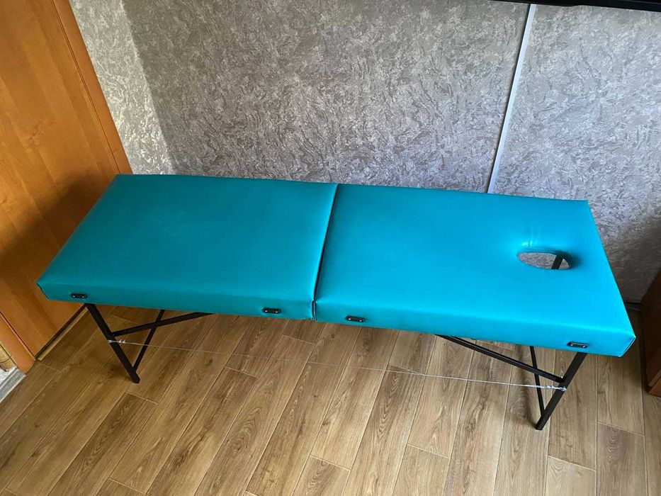 Продам стіл масажний