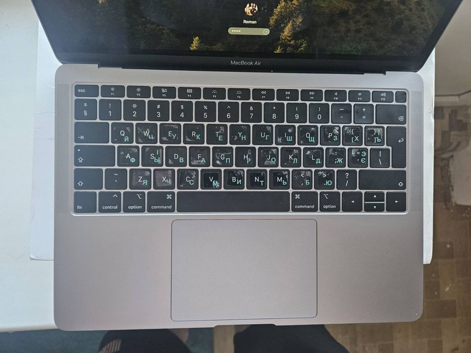 Mac Book Air 2019 16/256