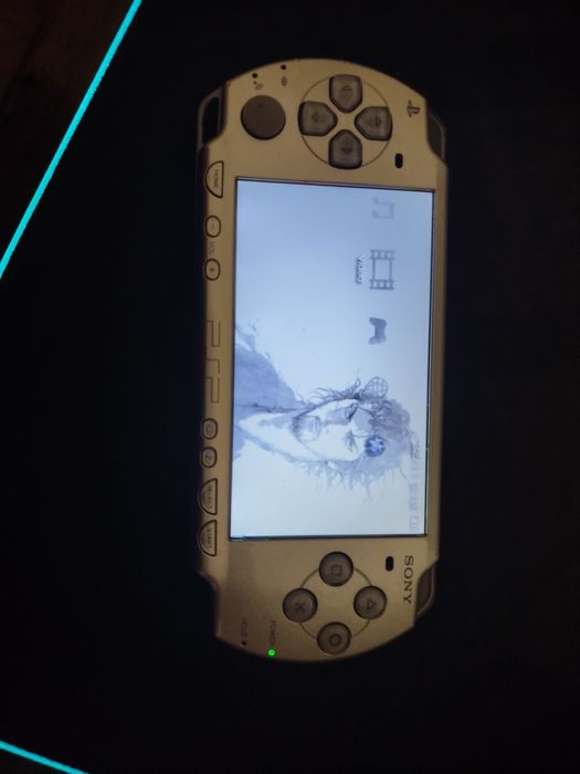 Psp 2000 Cor Prata desbloqueada