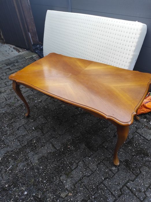 Sprzedam używaną ławę antyk w dobrym stanie,