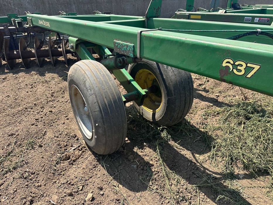 John deere 637 дискова борона 8.6 м