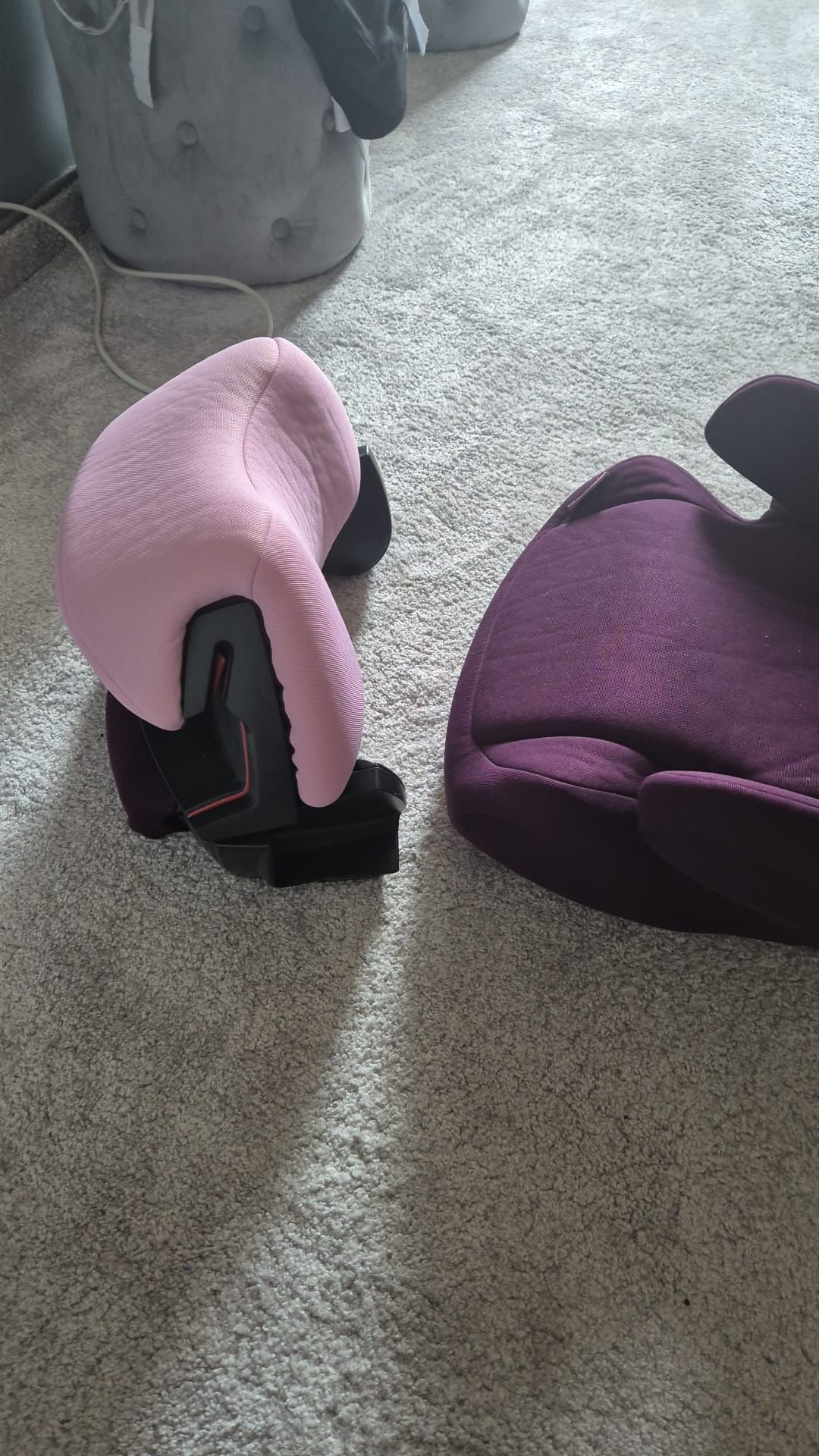 Fotelik cybex silver 9-36kg, model różowy z fioletem z roku 2023.