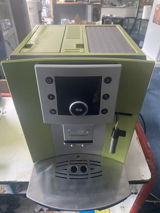 Кавомашина Delonghi Perfecta ESAM 5450