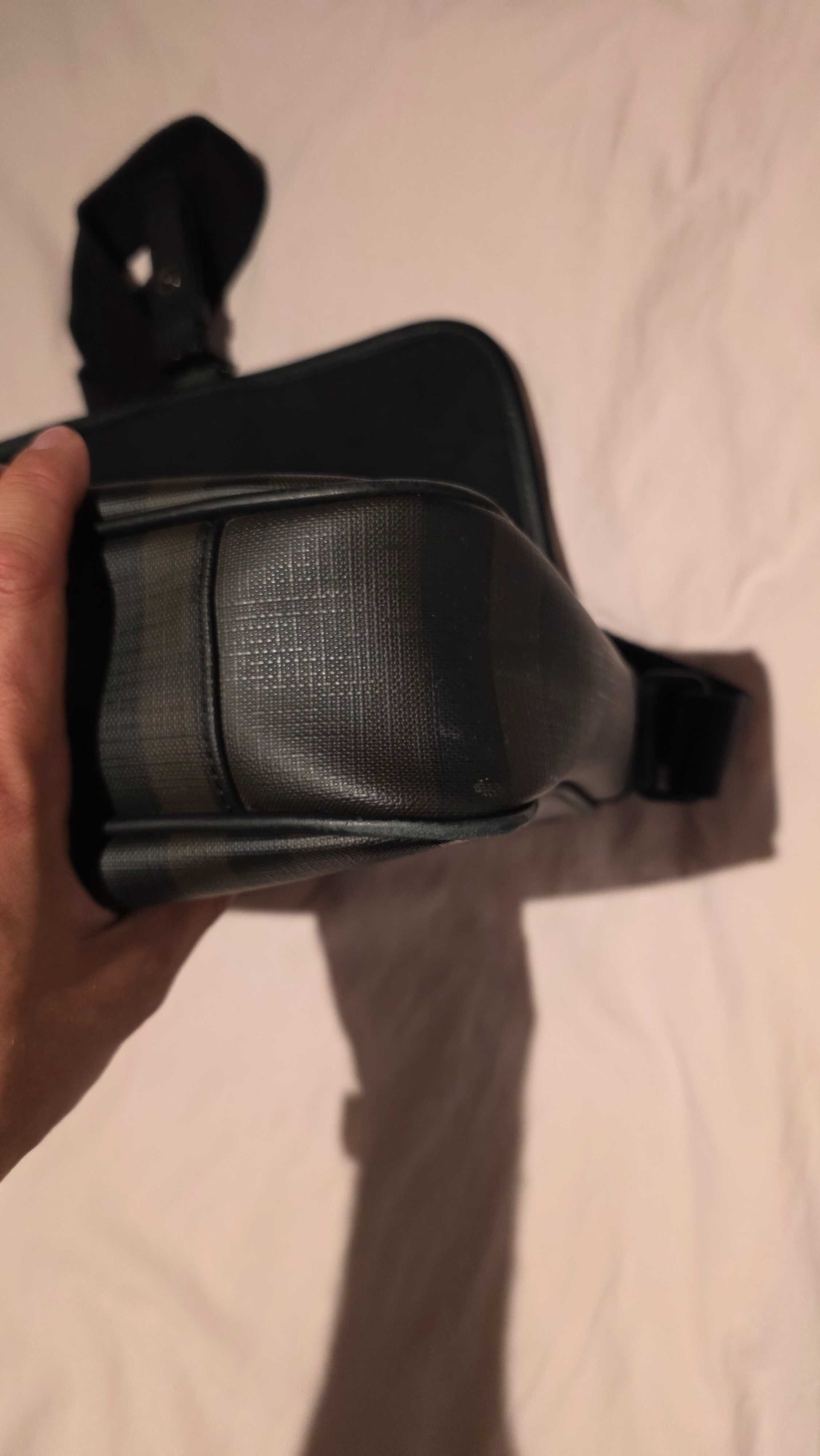 Burberry skórzana Torba listonoszka