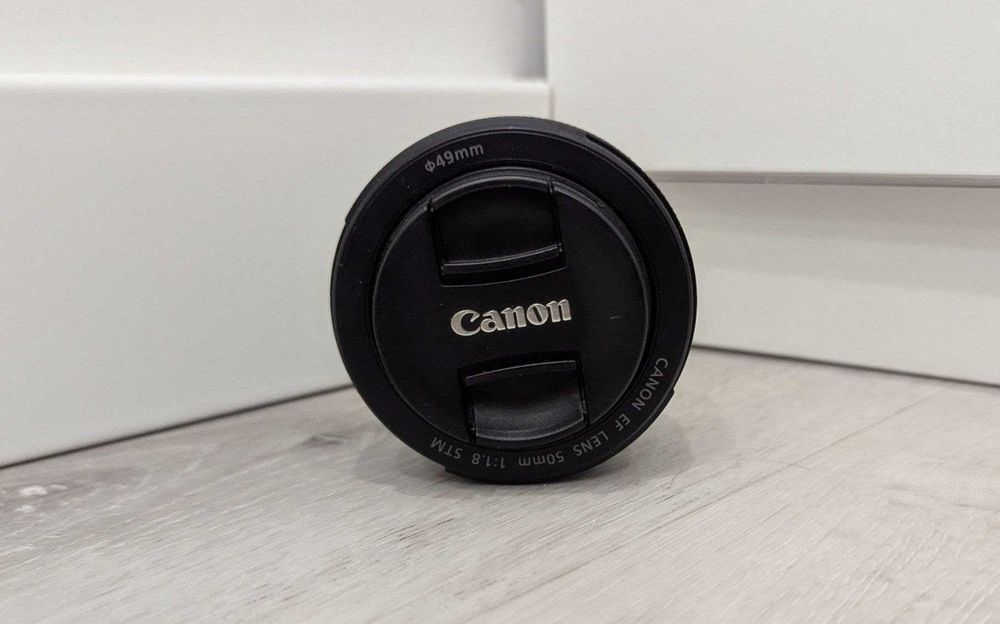 Об’єктив Canon EF 50mm f/1.8 STM портретна класика Объектив для камери