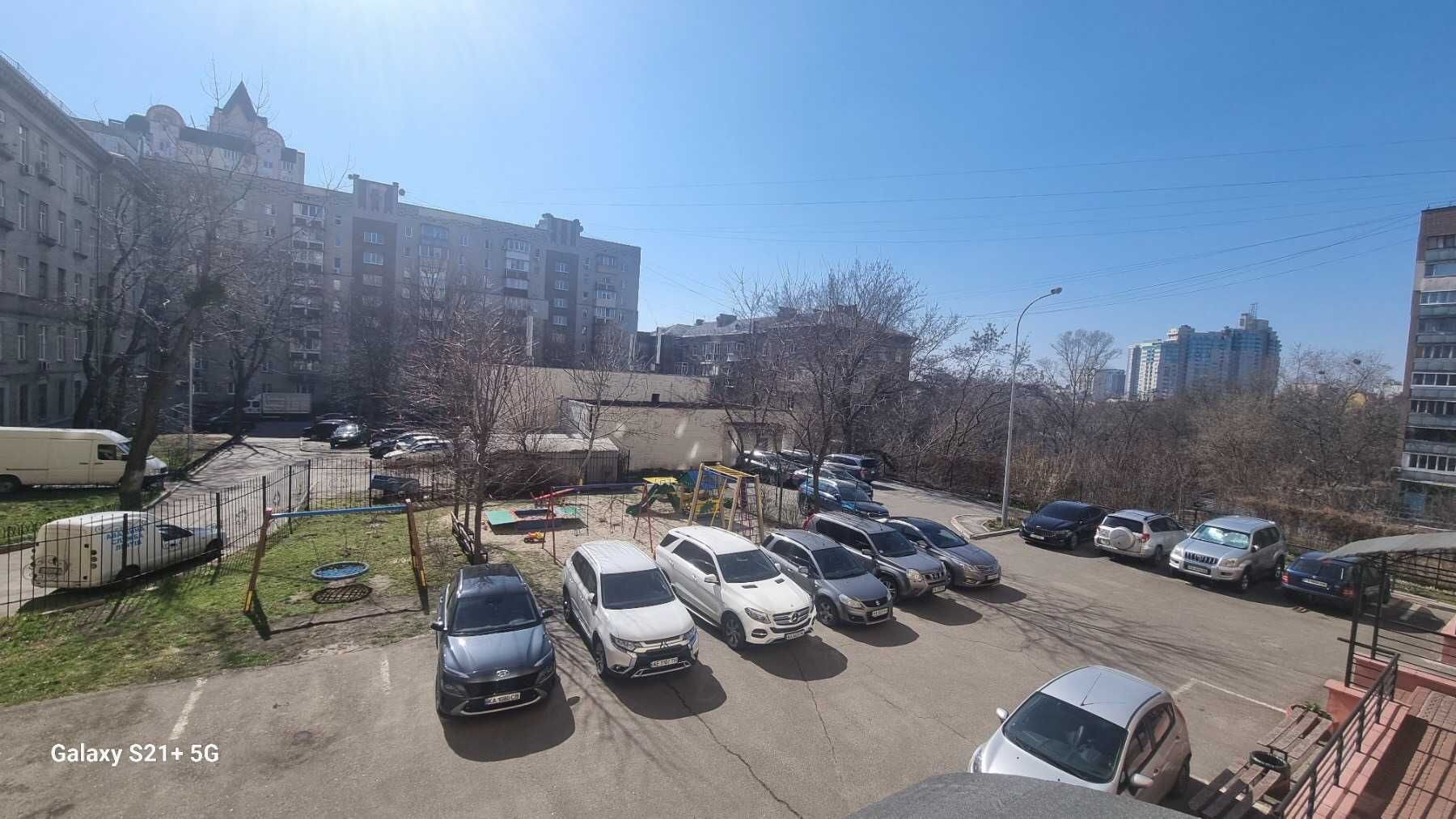 Продам 4 комнатную квартиру  156.3 кв.м. на ул.Татарской 27\4