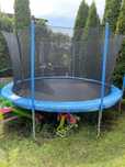 Trampolina duza !