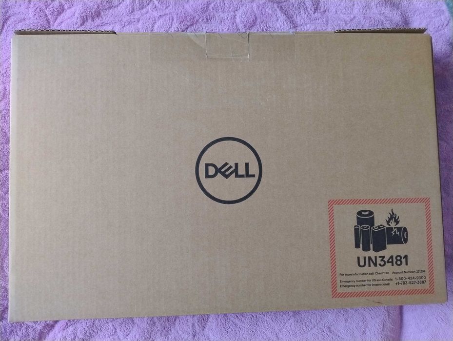 Sprzedam nowy laptop firmy dell