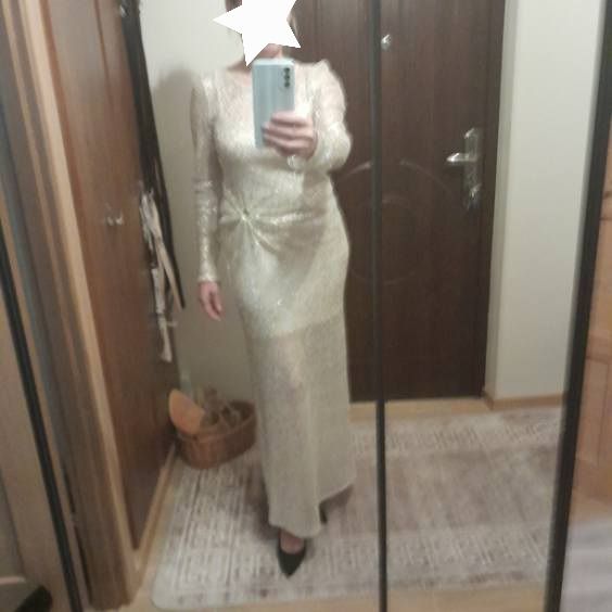 Piękna złota sukienka Bialcon r.38