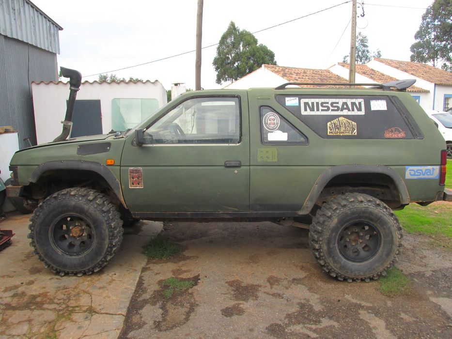 Nissan Terrano 1