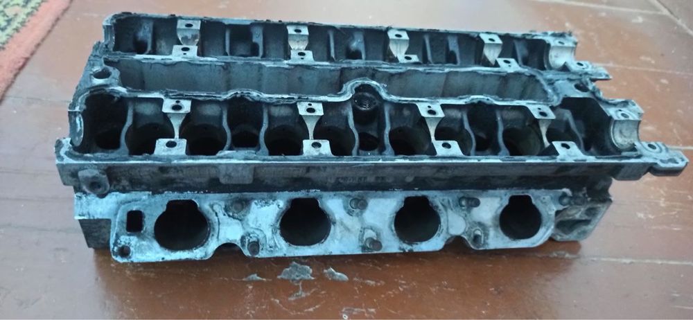 Головка з автомобіля Оpel Vectra B