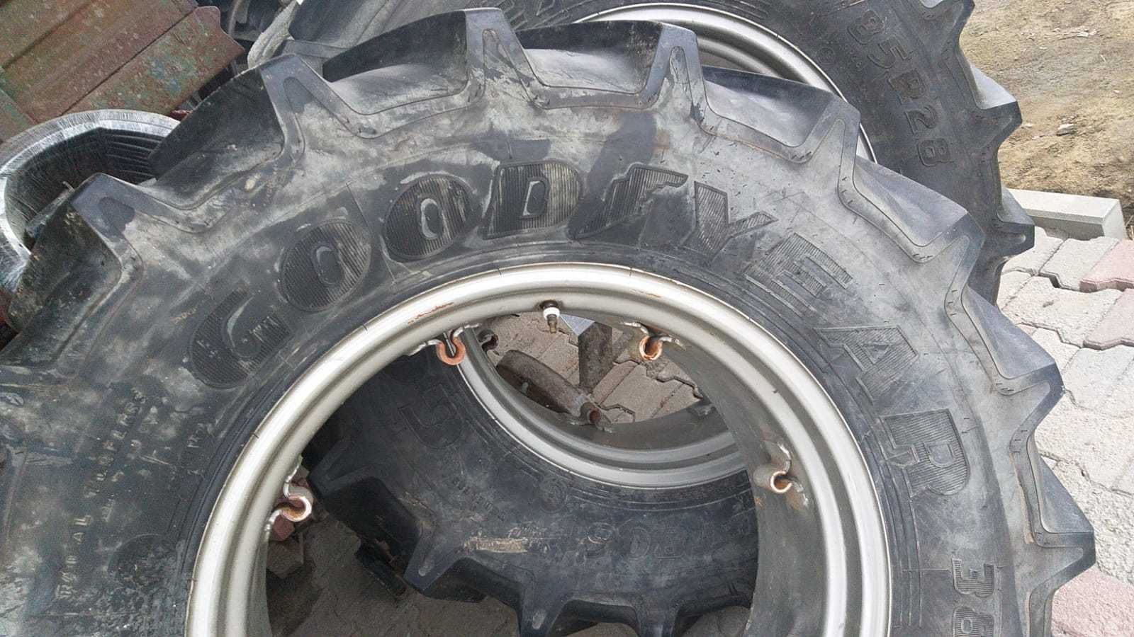 Opony Goodyear 380/85 R28
