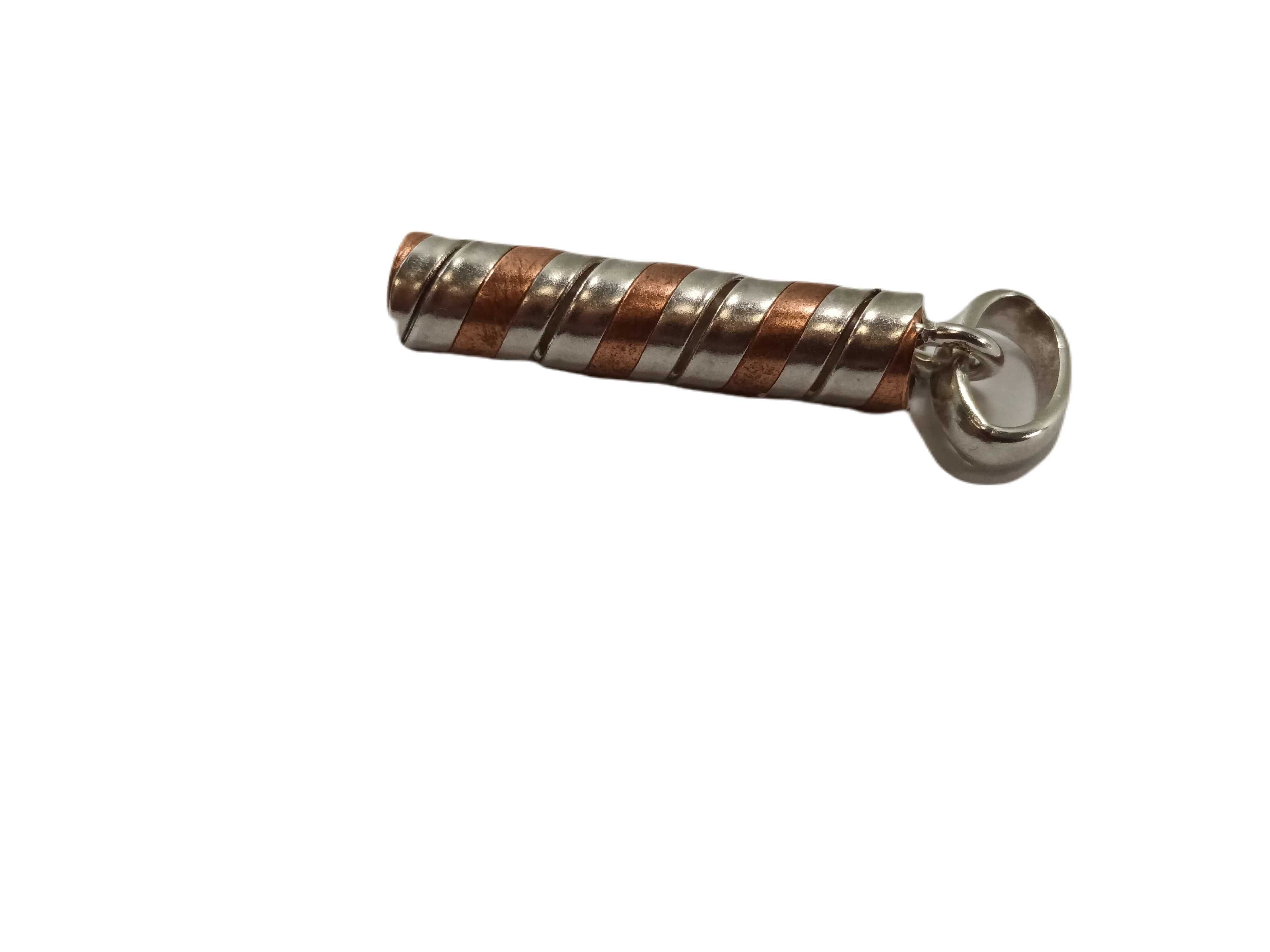 SB125 ciekawa podłużna zawieszka srebro 925 3,0G