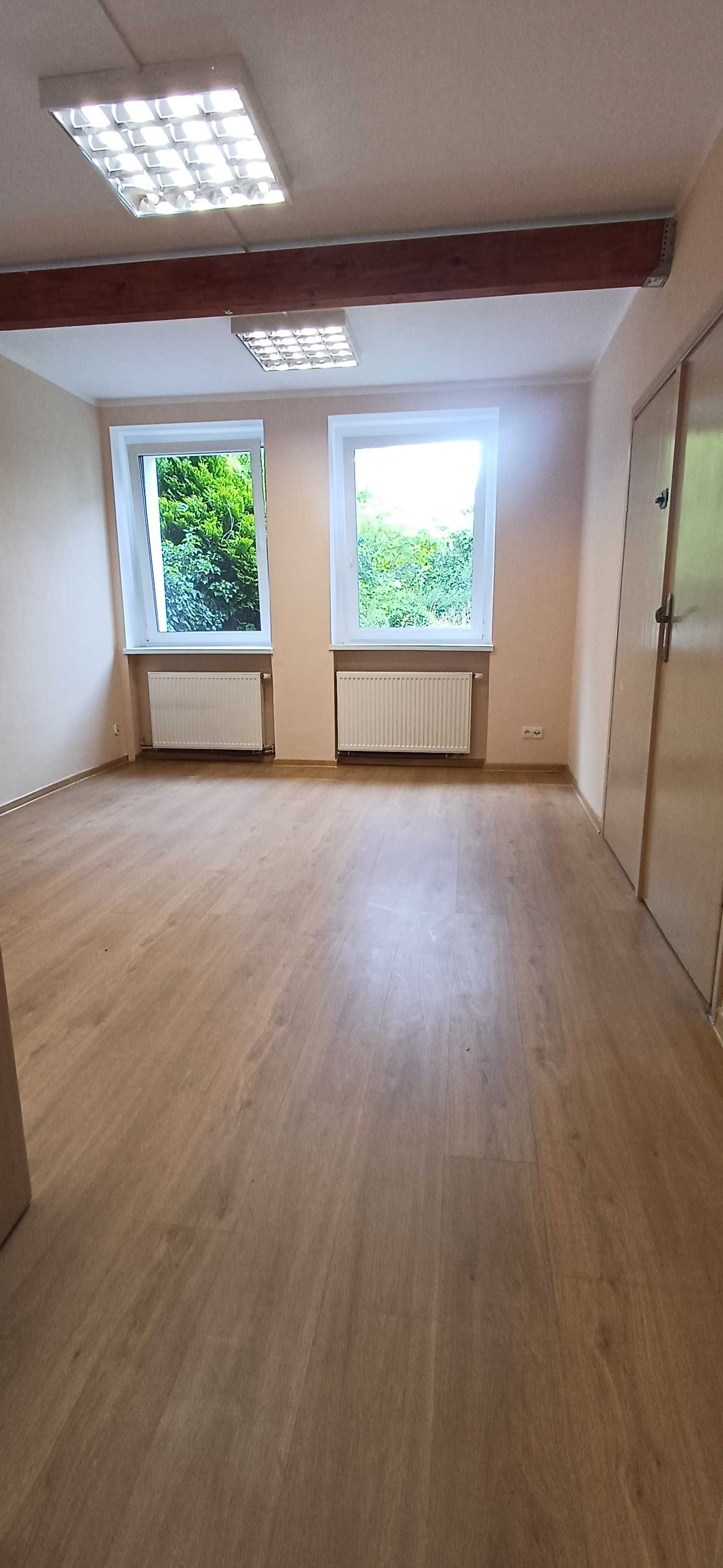 Lokal na wynajem, 80m2 na biura, gabinety. Parter, parking.