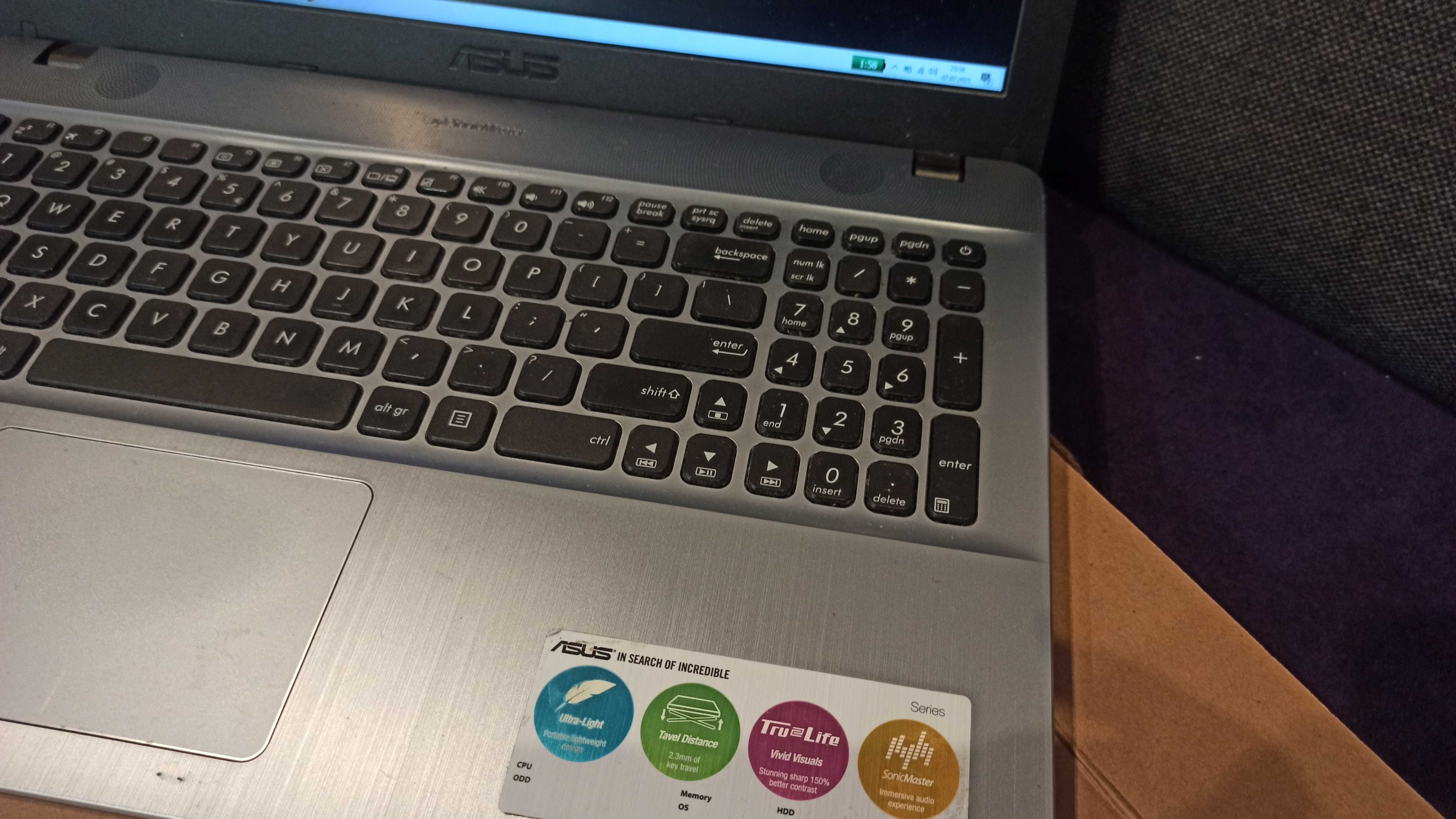 Asus laptop i3 dysk SSD GeForce 12gb ram