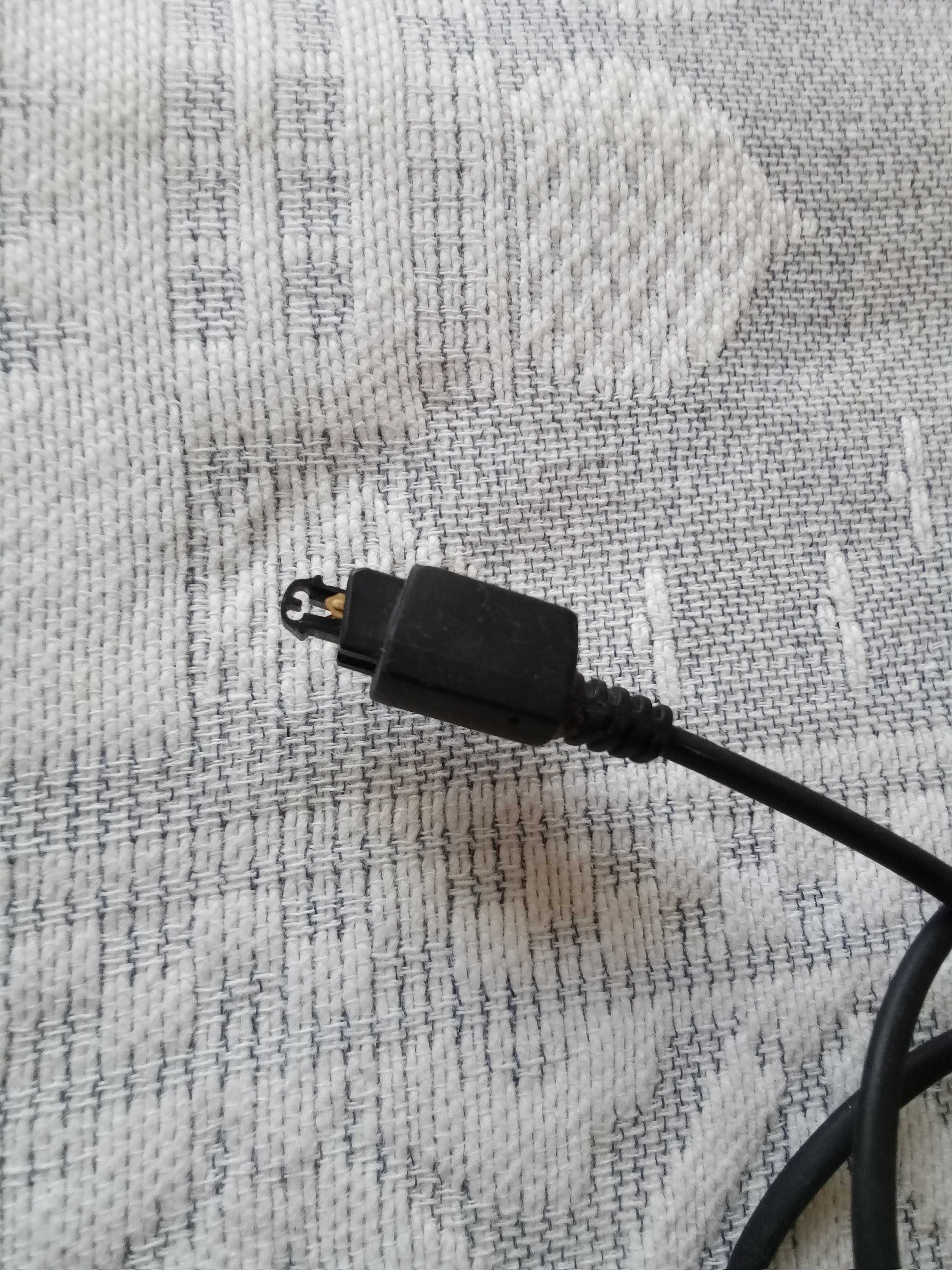 Carregador para telemoveis Ericsson