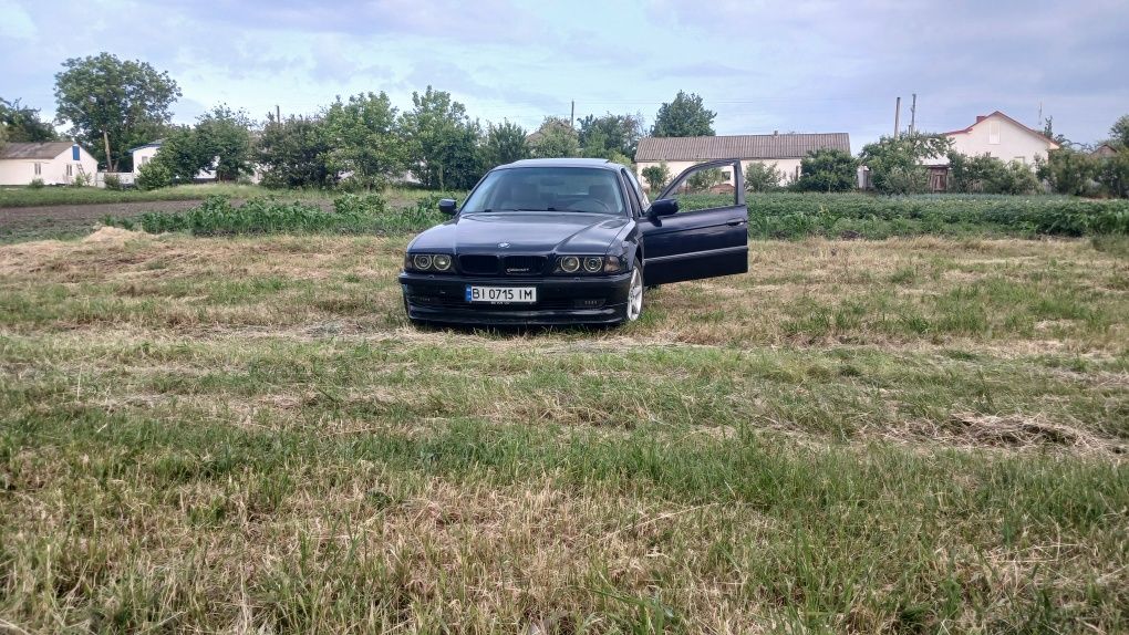 Продам легенду е38