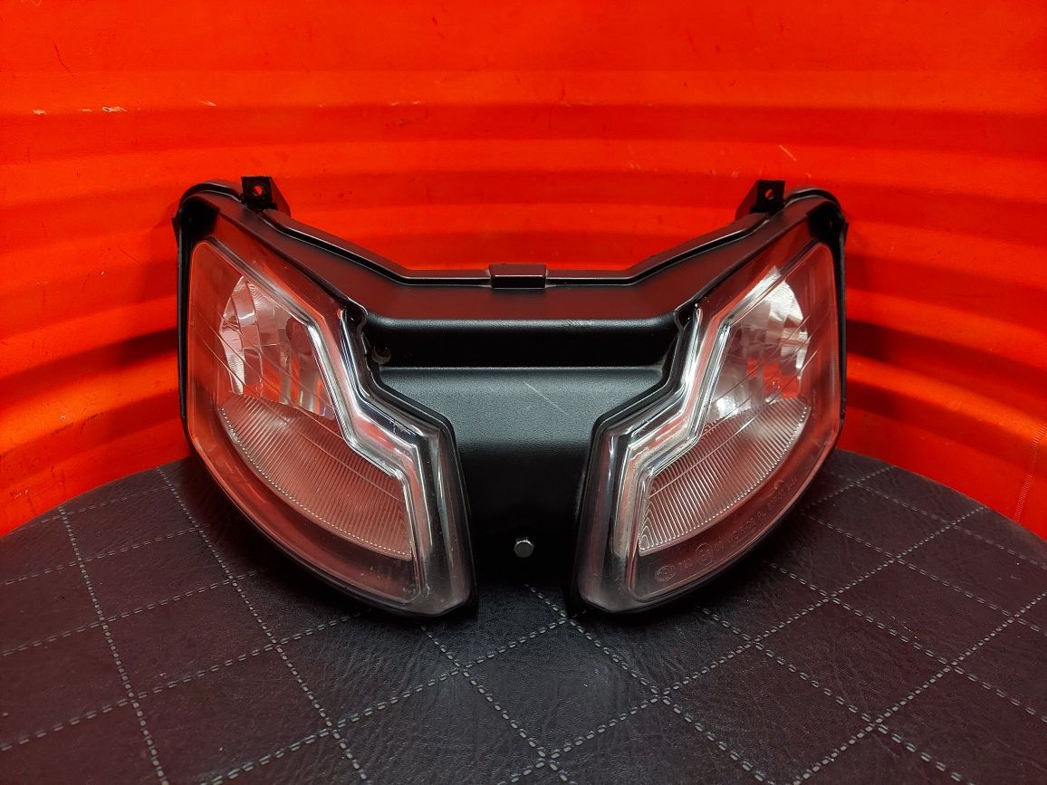 Lampa przód Aprilia RS125/50 Super Stan! 06-12r Reflektor przedni