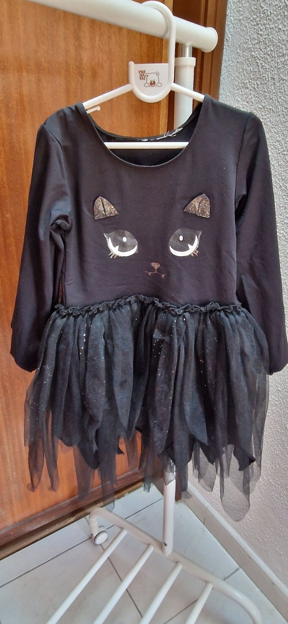 Máscara de gato preto