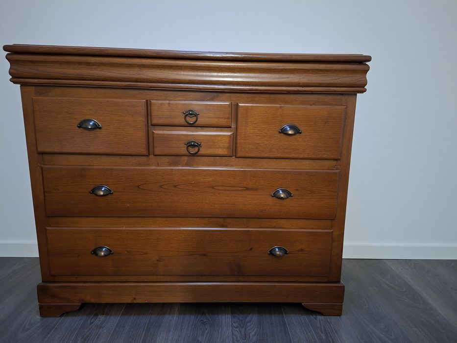 Conjunto cómoda e 2 mesas de cabeceira