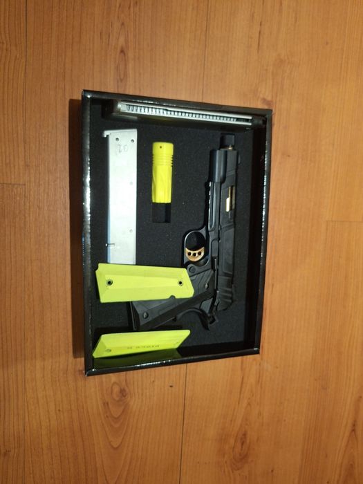 Pistola airsoft rossi redwings + material