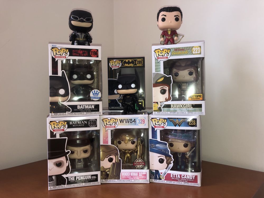 Pops Funko: DC (Batman, Wonder Woman, Hawkgirl, etc)