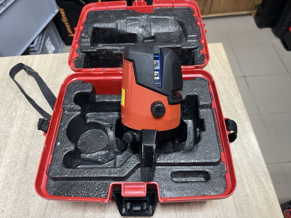 Hilti PM 4-M / лінійний лазерний рівень Хілті