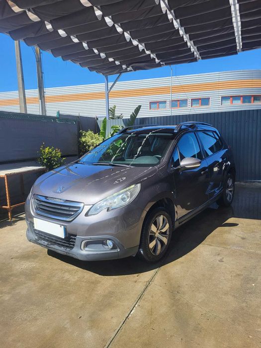 Peugeot 2008 1.2vti 82 cavalos