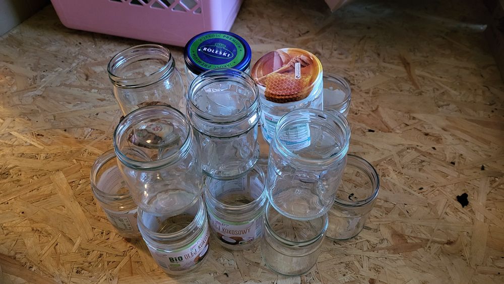 Słoikii na przetwory grzybki dżemy konfitury przeciery