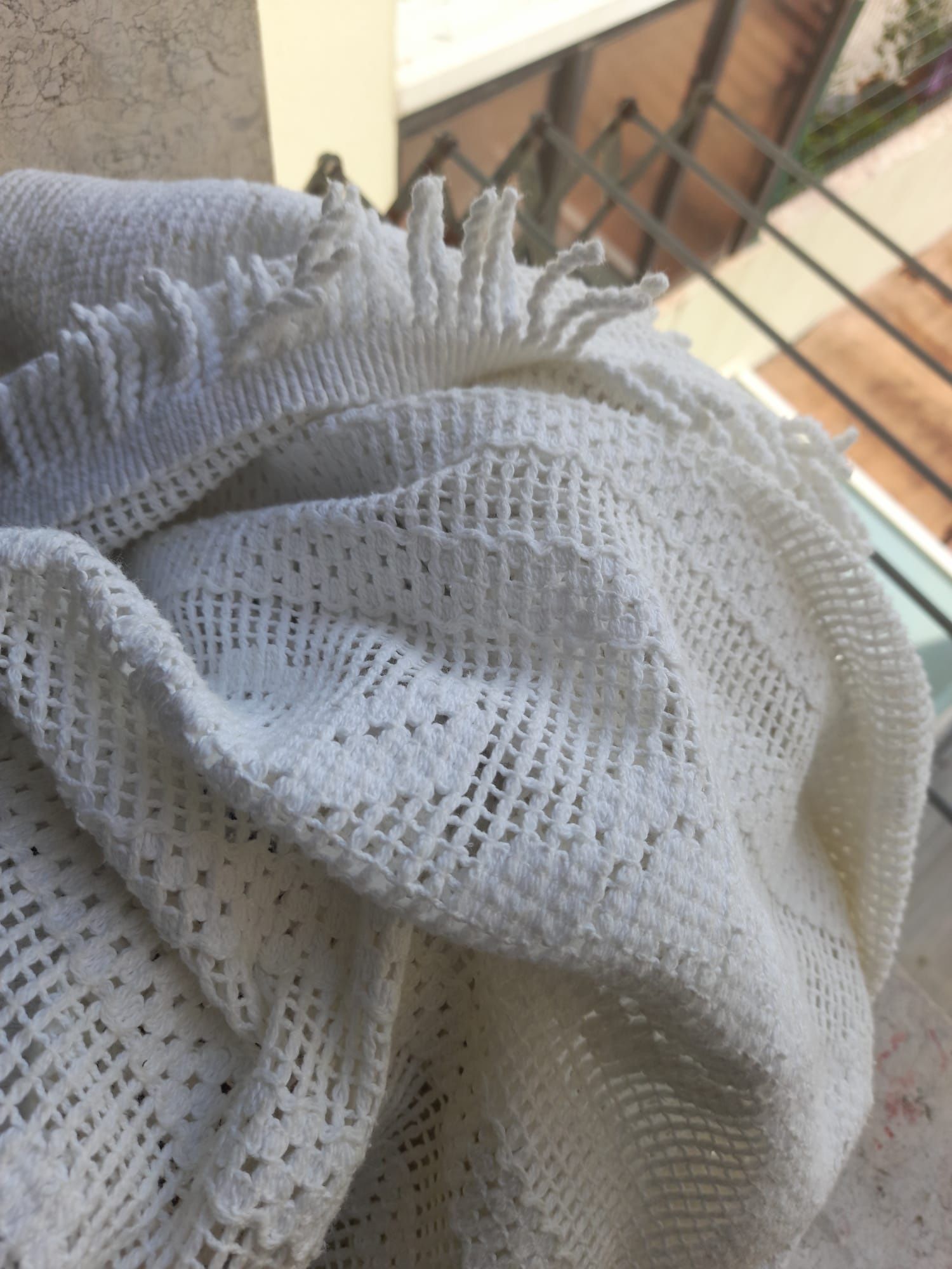 Colcha croché vintage 2.25 mts x 2mts