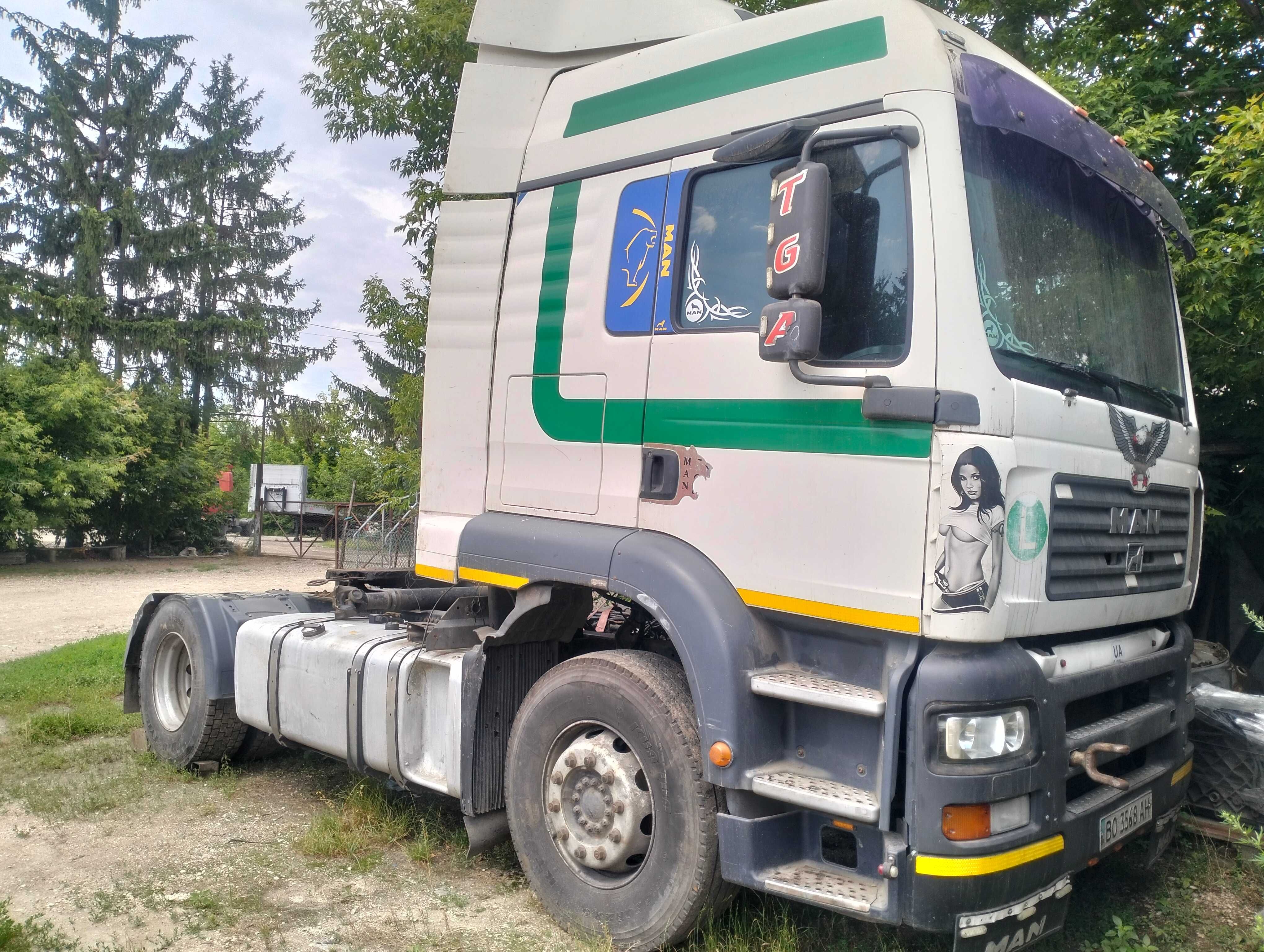 тягач MAN 18.460