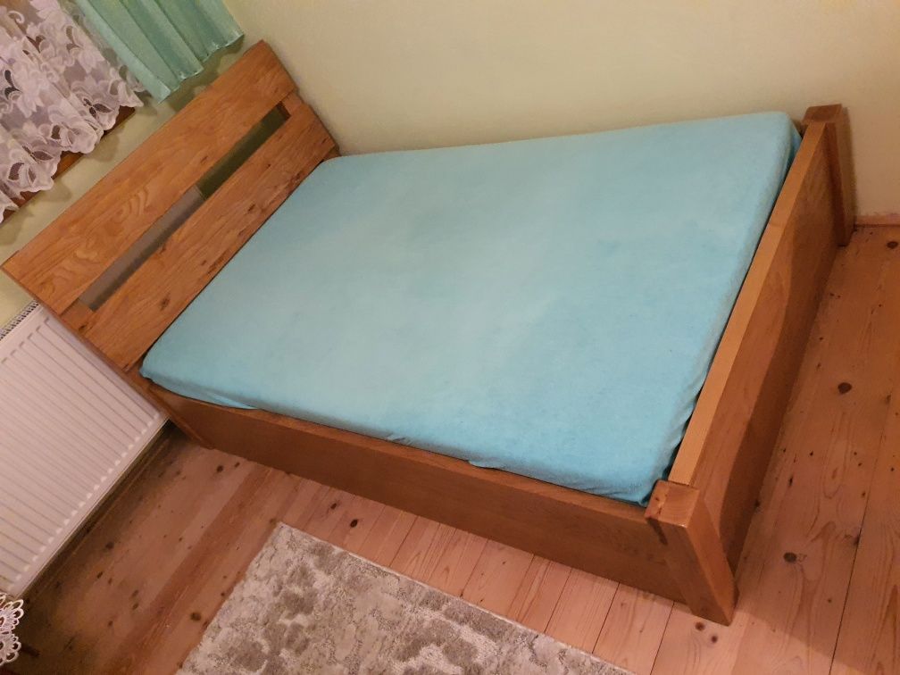 Łóżko drewniane + materac