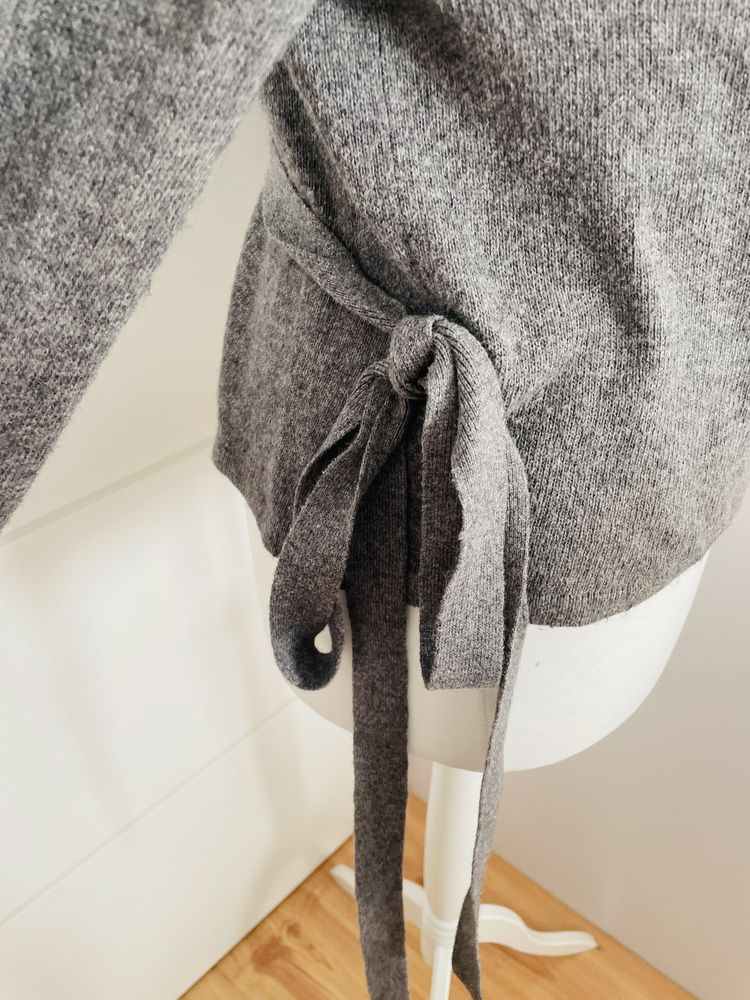 H&M Sweter szary melanż angora zakładany