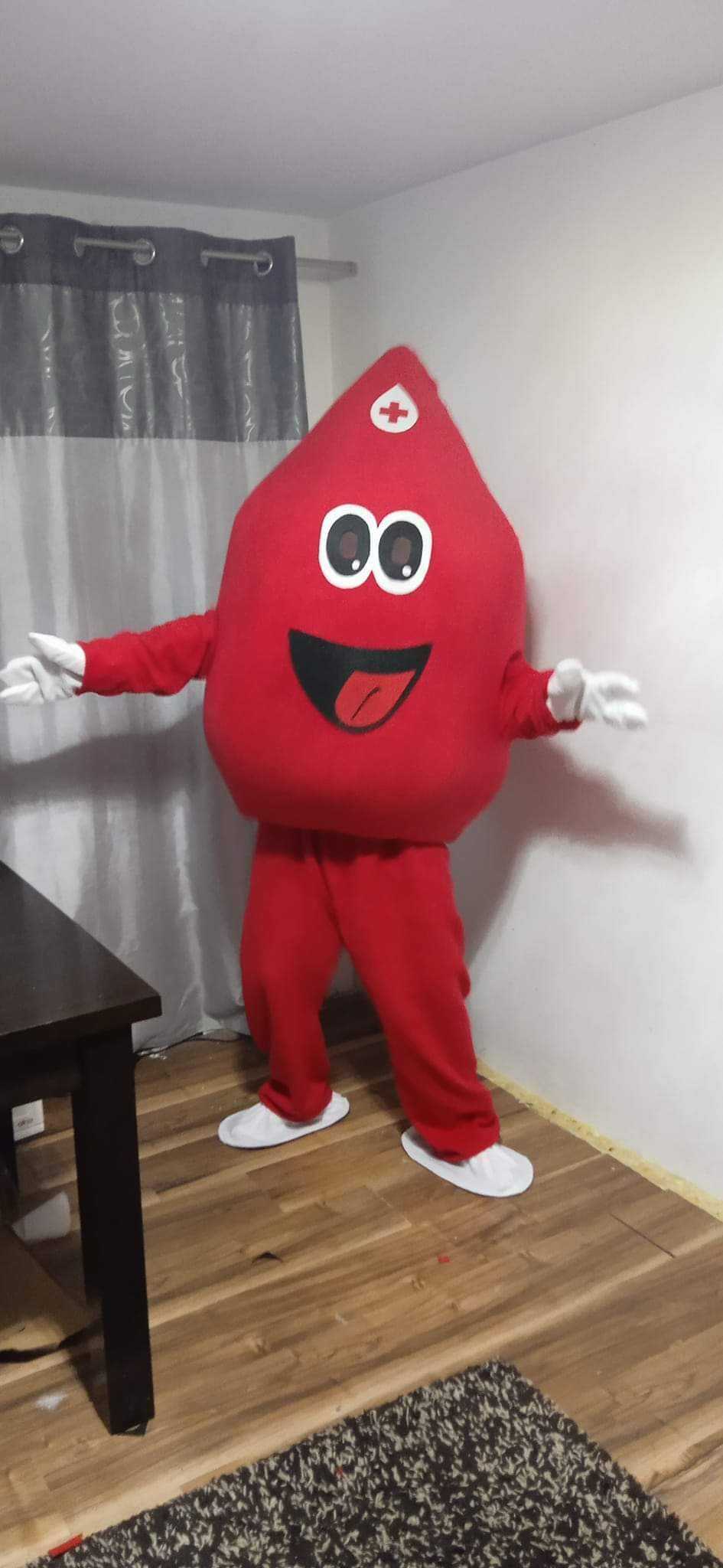 Chodząca maskotka reklamowa kropelka krwi