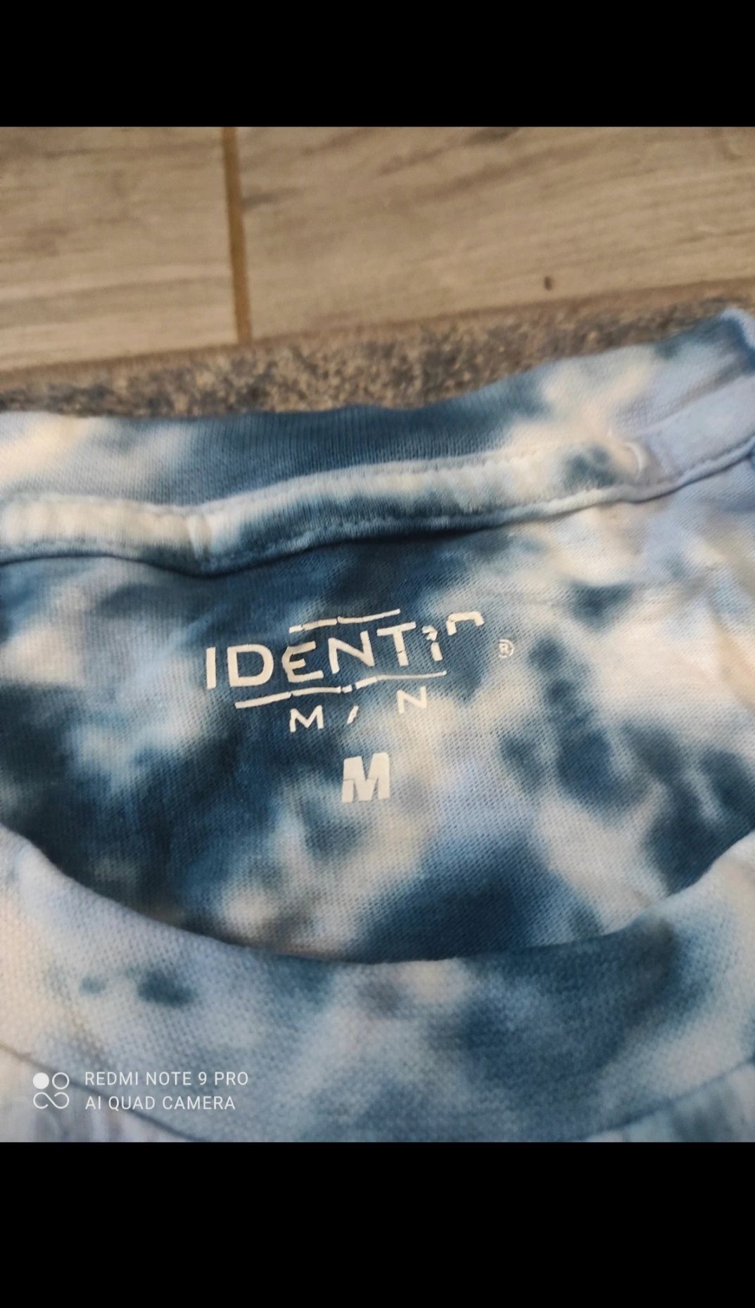 T-shirt damski r. M