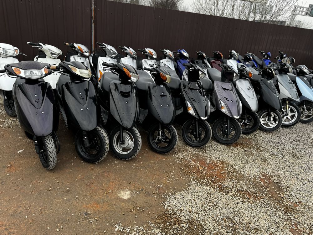 Скутера З контейнера Honda, Dio