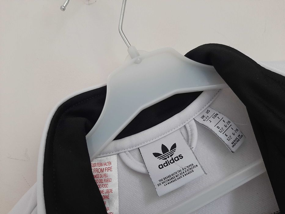 Dres adidas 6-7lat