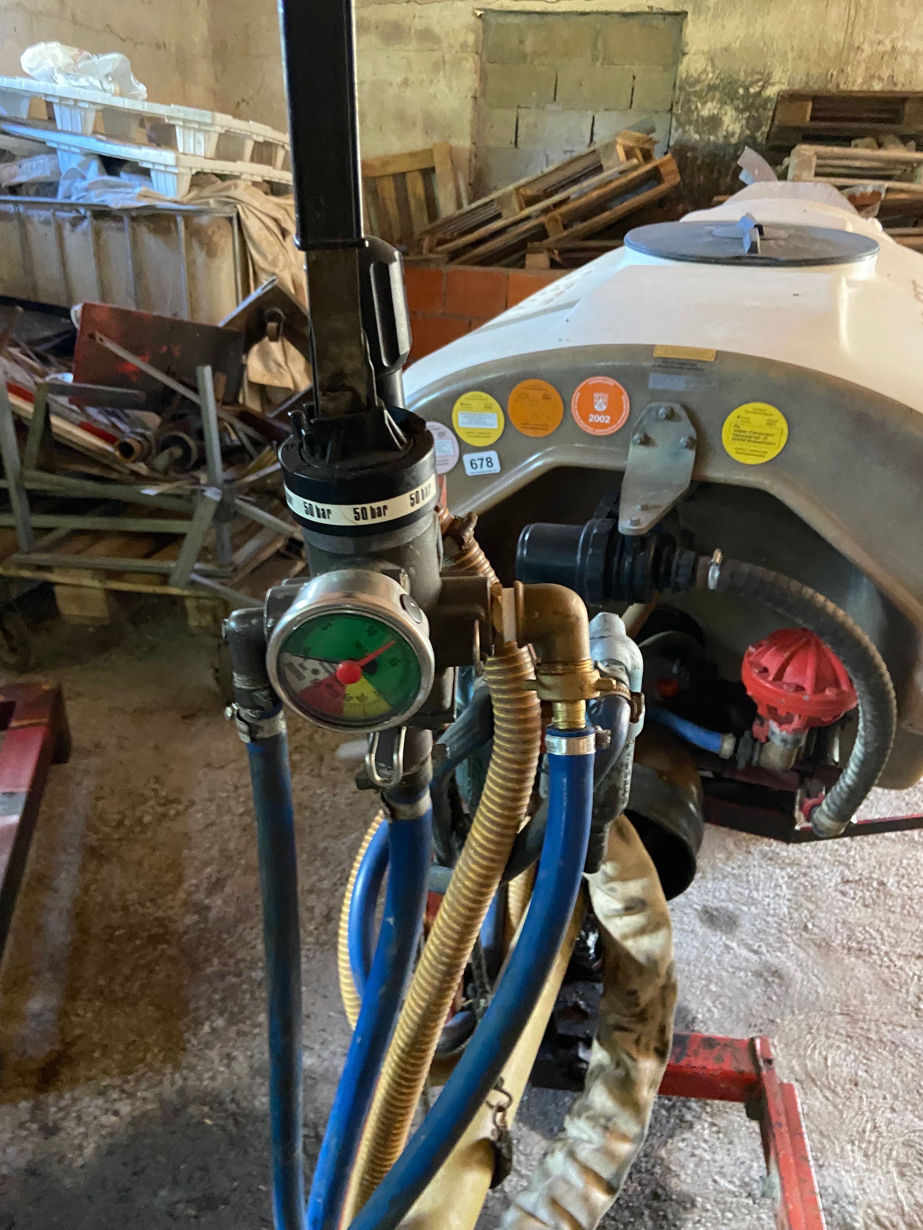 Pulverizador Rebocabel
