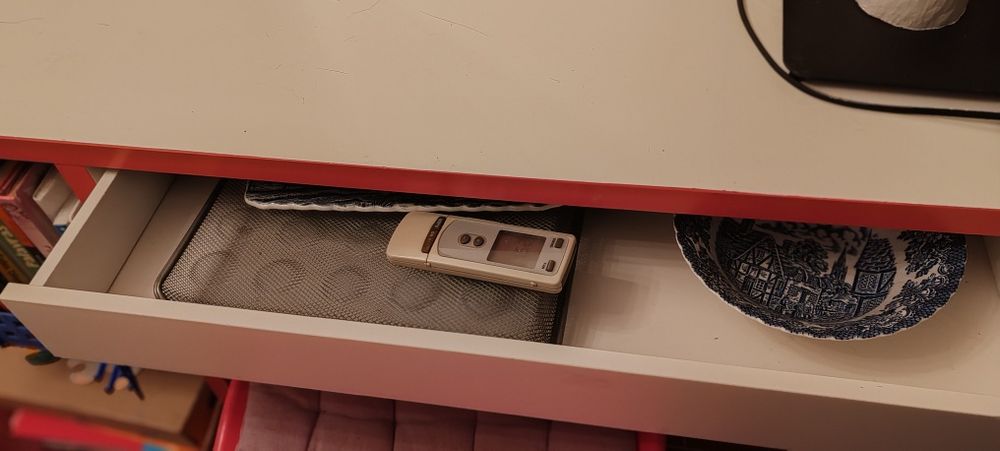 Secretária com cadeira