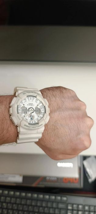 Casio G-Shock GA-120А білий - оригінальний чоловічий годинник