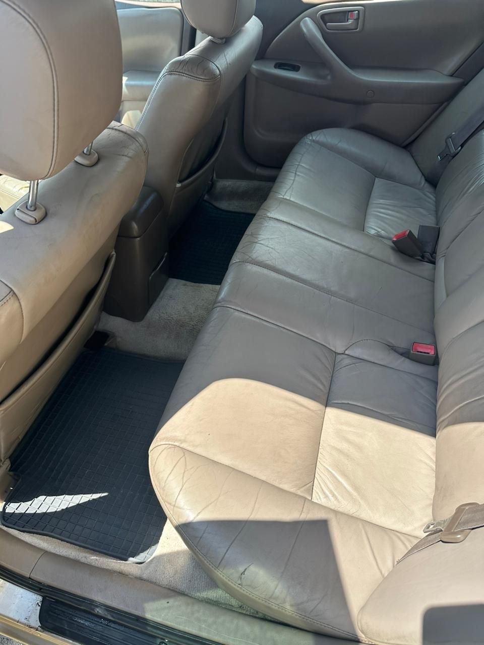 Toyota Camry 20 3.0