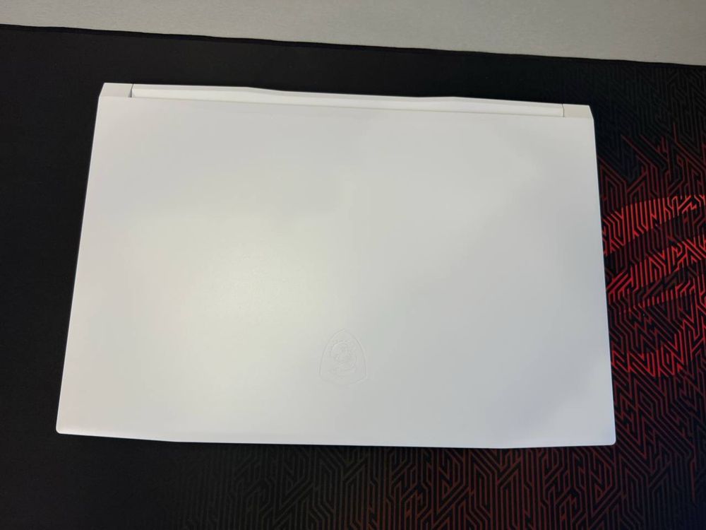 Продам Игровой Ноубук  MSI Sword 17