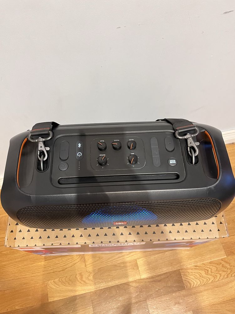 Jbl partybox on the go