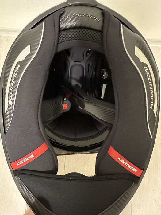 Шолом Scorpion EXO-1400 Evo Carbon Air Black