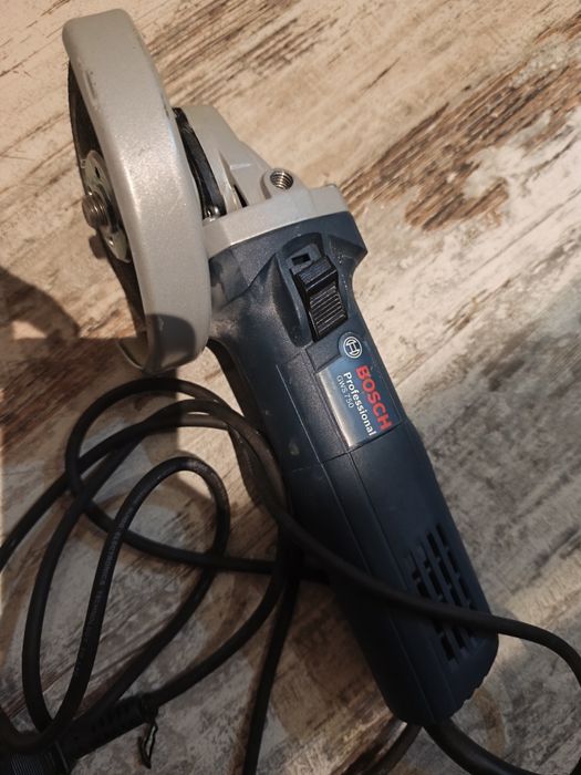 Szlifierka kątowa bosch gws750