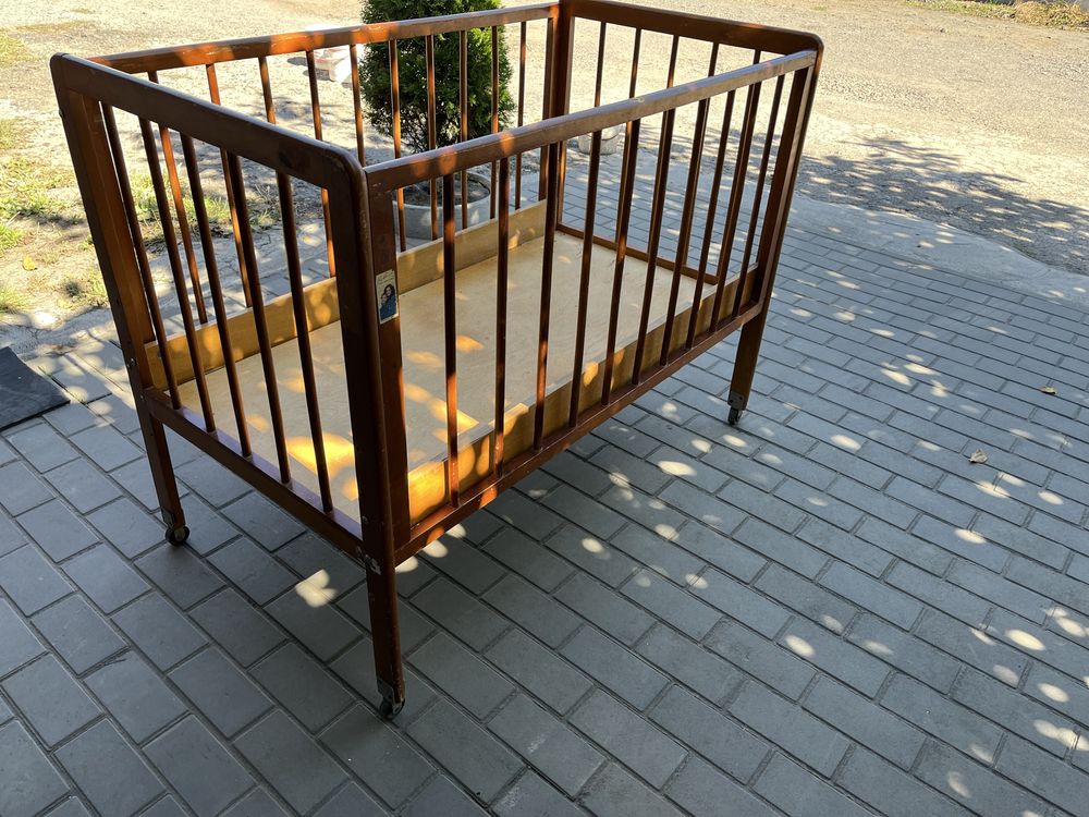 Ліжко дитяче деревʼяне б/в