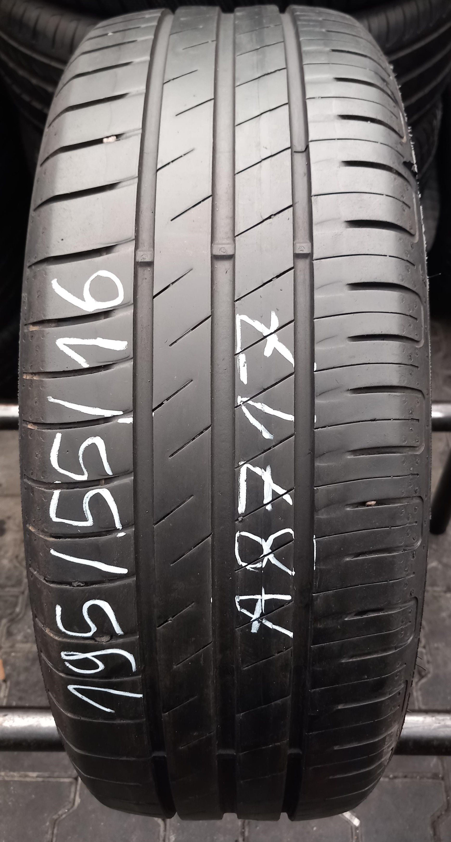 195/55/16 Goodyear Efficient Grip Performance AO 91V