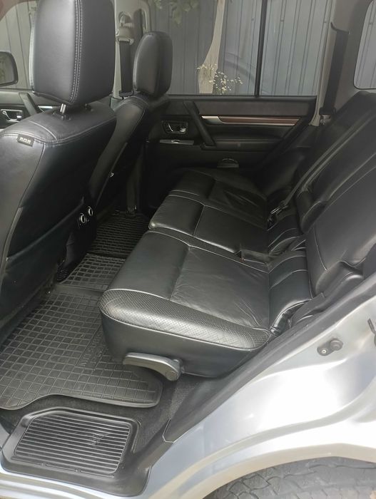 Mitsubishi Pajero Wagon 2006