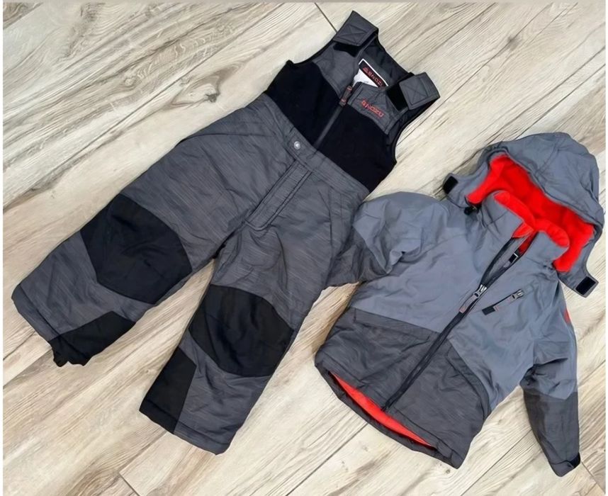 Дитячий комбінезон фірми Snozu